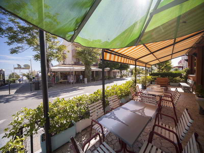 Hotel Rosa Римини Екстериор снимка