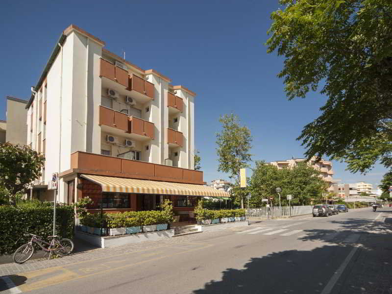 Hotel Rosa Римини Екстериор снимка